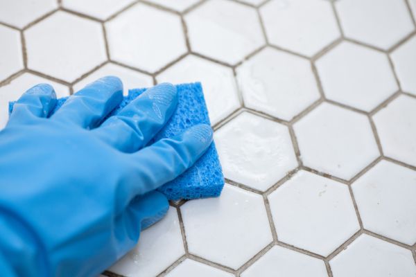Bathroom Grout Cleaning