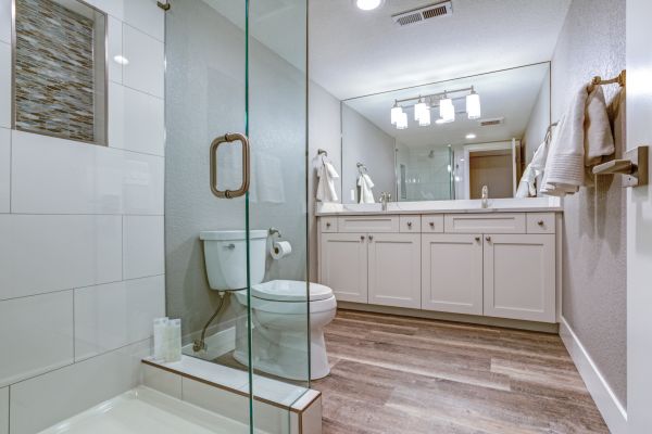 Bathroom Vinyl Floor Install