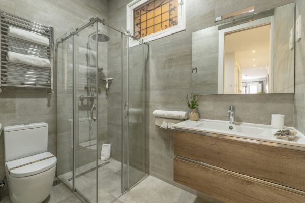 Bathroom Tile Installation